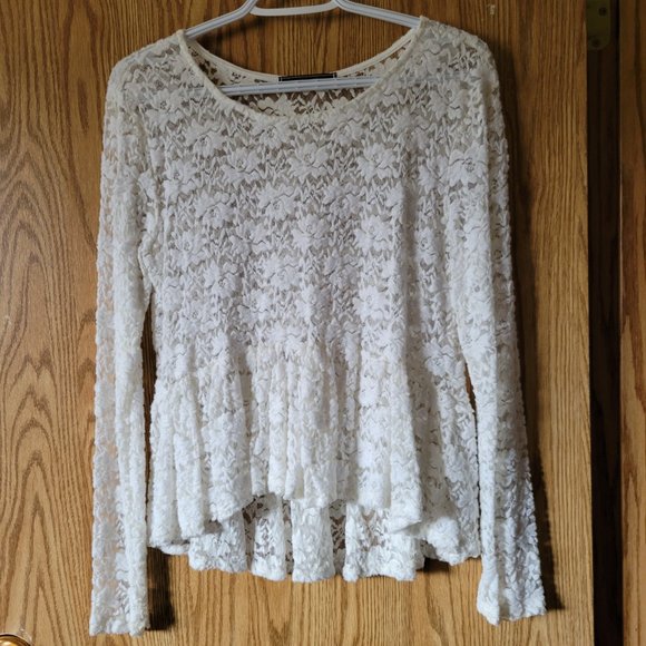 White Stretchy Lace Long Sleeved Top - Picture 1 of 1